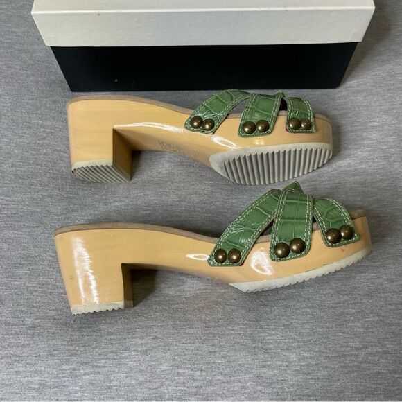 Marc Jacobs Women's Croco Embossed Leather Twist Detail Wooden Heel Sandals - Picture 3 of 12